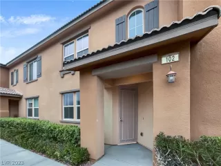 Photo #2: 2464355 Listing 