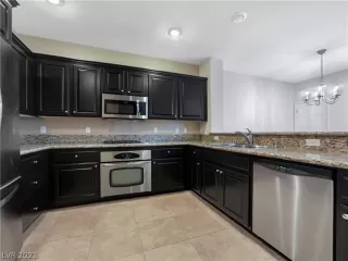 Photo #5: 2464355 Listing 