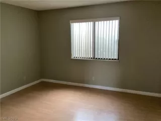 Photo #6: 2464409 Listing 