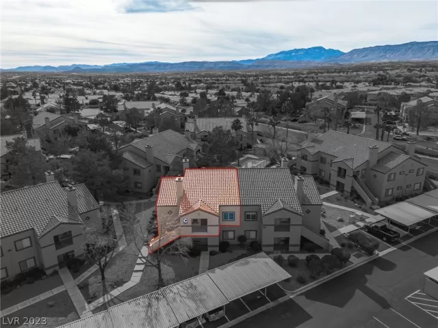 MLS: 2464425 Condo For Sale