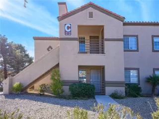 Photo #2: 2464425 Listing 