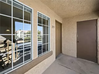 Photo #3: 2464425 Listing 