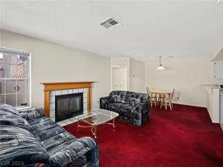 Photo #4: 2464425 Listing 