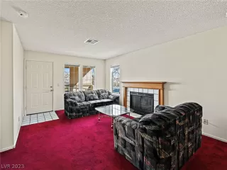 Photo #5: 2464425 Listing 