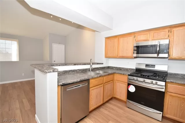 MLS: 2464487 Condo For Sale