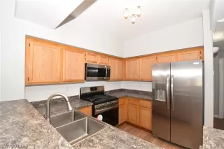 Photo #1: 2464487 Listing 