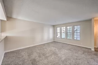 Photo #6: 2464518 Listing 