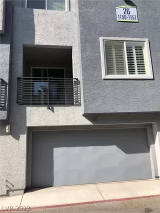 Photo #1: 2464535 Listing 