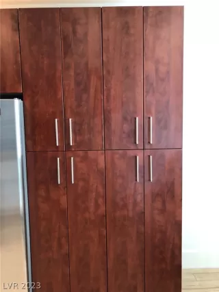 Photo #6: 2464535 Listing 