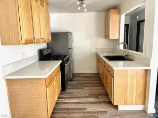 Photo #1: 2464570 Listing 