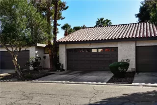 Photo #1: 2464579 Listing