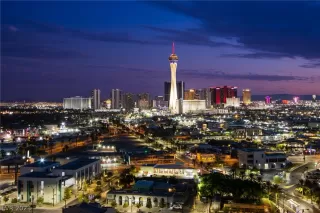 Photo #1: 2464599 Listing 