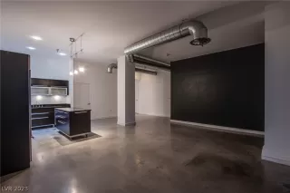 Photo #5: 2464599 Listing 