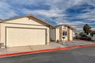 Photo #1: 2464600 Listing 