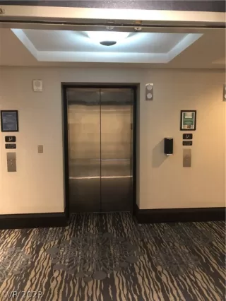 Photo #5: 2464610 Listing