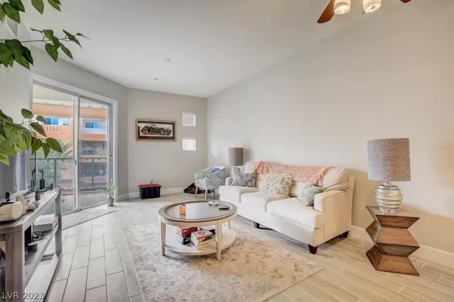 MLS: 2464623 Condo For Sale