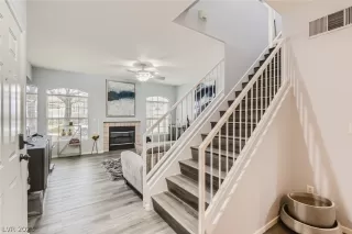Photo #5: 2464672 Listing 