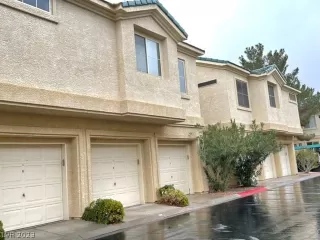 Photo #3: 2464700 Listing