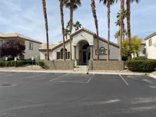 Photo #4: 2464717 Listing 