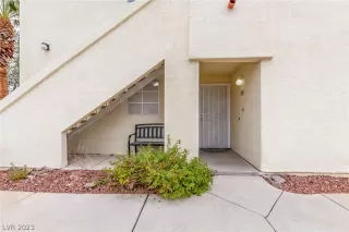 Photo #1: 2464723 Listing