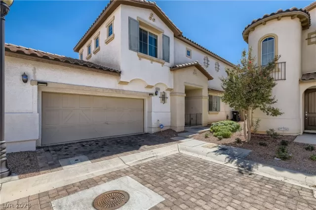 MLS: 2464744 Condo For Sale