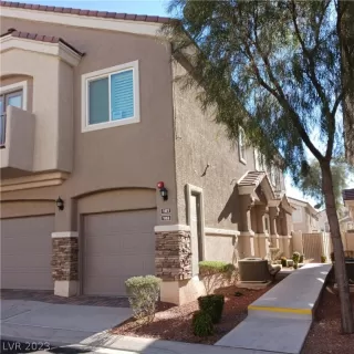 Photo #1: 2464794 Listing