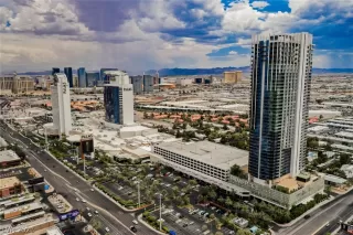 Photo #2: 2464814 Listing