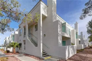 Photo #1: 2464853 Listing