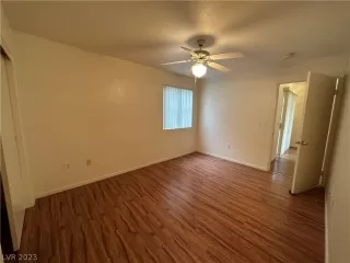 Photo #5: 2464870 Listing 