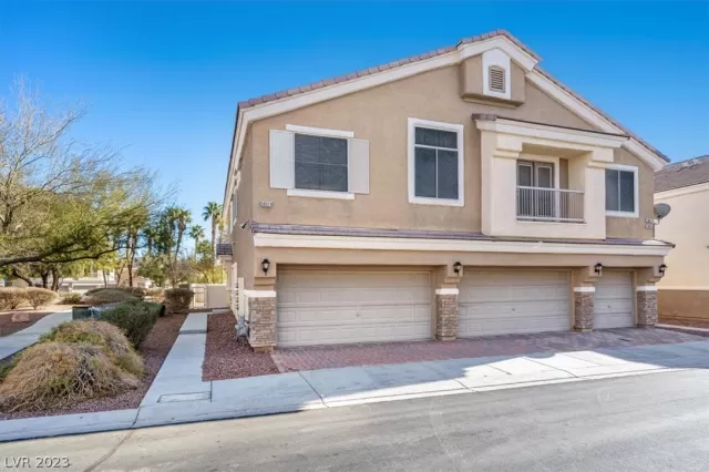 MLS: 2464875 Condo For Sale