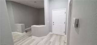 Photo #3: 2464893 Listing 