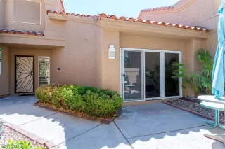 Photo #2: 2464917 Listing 