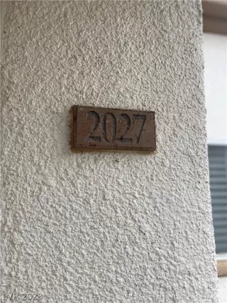 Photo #1: 2464932 Listing 