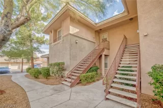 Photo #1: 2464934 Listing 