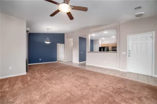 Photo #2: 2464934 Listing 