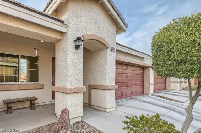 MLS: 2464947 Condo For Sale