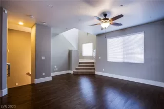 Photo #5: 2464963 Listing 