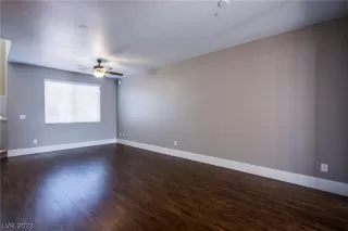 Photo #6: 2464963 Listing 