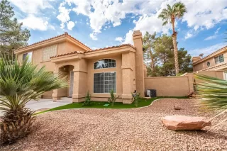 Photo #1: 2464975 Listing 