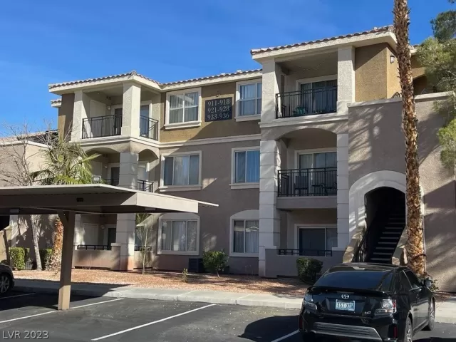 MLS: 2464986 Condo For Sale