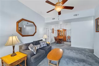 Photo #6: 2465015 Listing