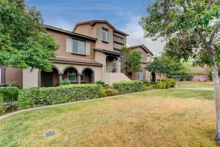 Photo #1: 2465016 Listing 