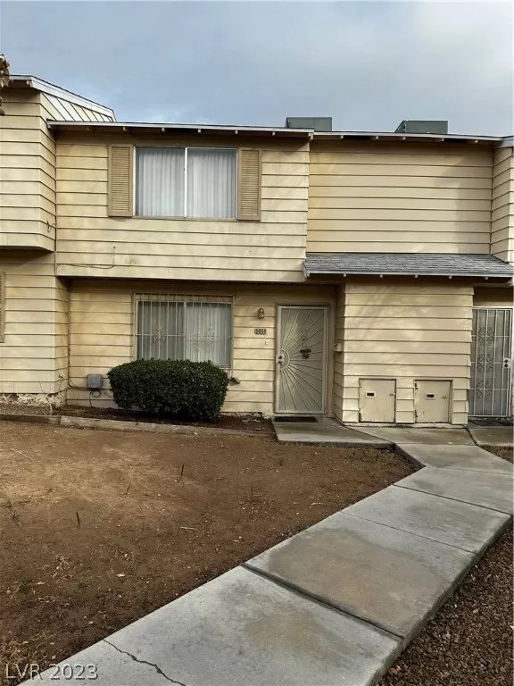 MLS: 2465049 Condo For Sale