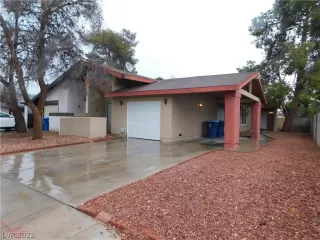 Photo #1: 2465061 Listing 