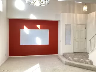 Photo #3: 2465094 Listing 