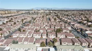 Photo #5: 2465147 Listing