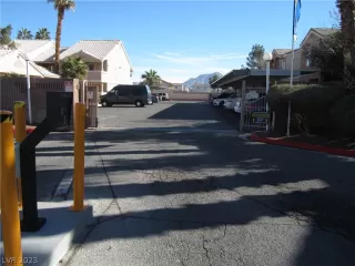 Photo #1: 2465185 Listing 