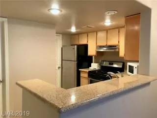 Photo #6: 2465185 Listing 