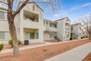 Photo #2: 2465194 Listing 