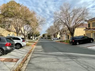 Photo #2: 2465200 Listing